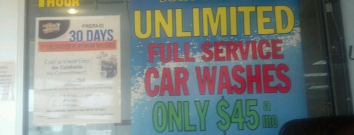 Prestige Car Wash is one of Tempat yang Disukai Thomas.