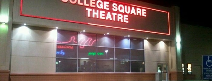 Marcus College Square Cinema is one of สถานที่ที่ Faithe ถูกใจ.
