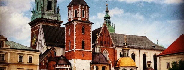 Wawel is one of Краків.