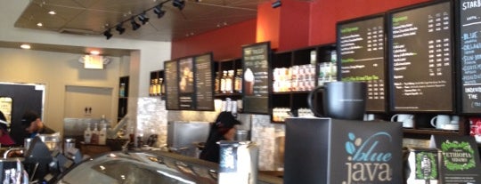Starbucks is one of Orte, die Fernando gefallen.