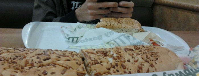 Subway is one of lugares santo andré.