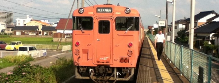 三本松口駅 (そでひき小僧駅) is one of JR 境線 (Sakai Line).