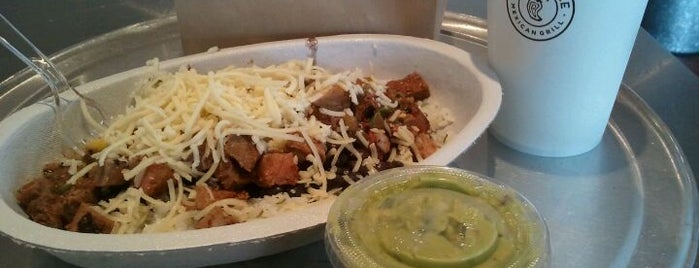 Chipotle Mexican Grill is one of Lugares favoritos de Abel.