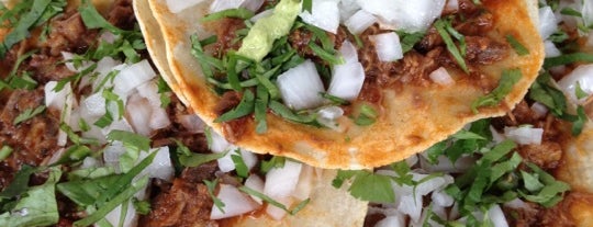 BirriaTacos is one of Pauさんのお気に入りスポット.