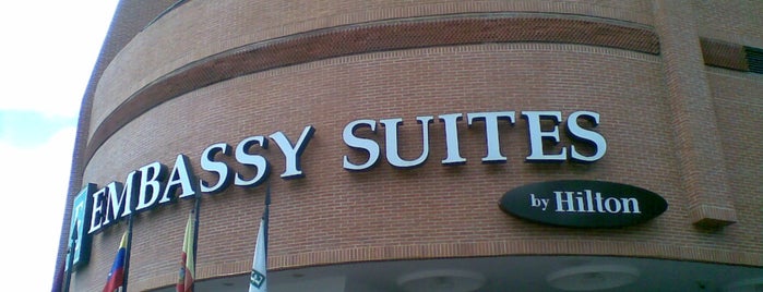 Embassy Suites by Hilton is one of Hotel.