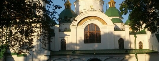 Софійська площа is one of гулятельное.