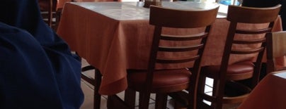 Adriano's Restaurante is one of Tempat yang Disukai Clareane.