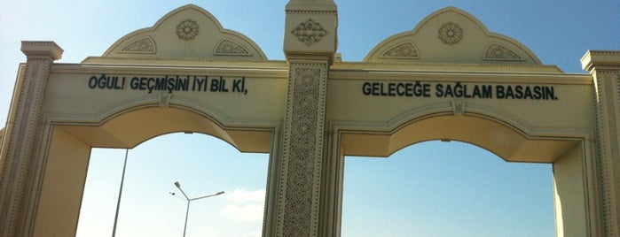 Söğüt is one of Posti che sono piaciuti a Kutay.