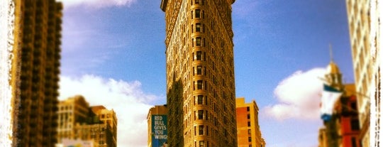 Flatiron Building is one of Best Photo Spots in NYC.