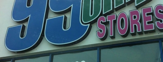 Just 99¢ Store is one of MarktheSpaManさんのお気に入りスポット.