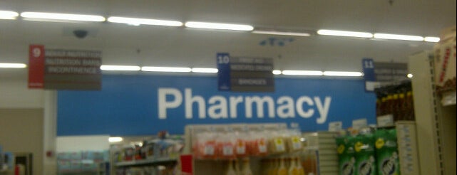 Longs Drugs is one of Jasonさんのお気に入りスポット.