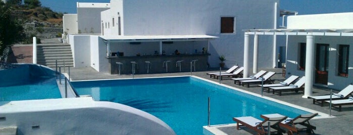 Santorini hotels