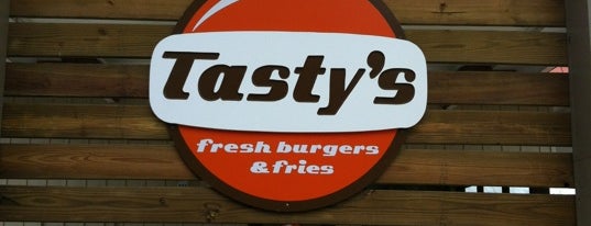 Tasty's is one of Locais curtidos por Matt.