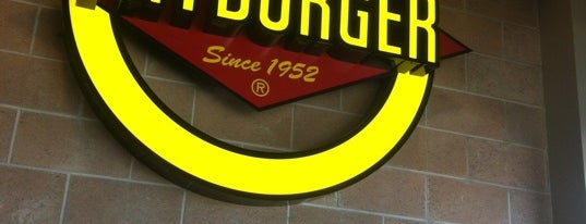 Fatburger is one of Tempat yang Disukai Matthew.