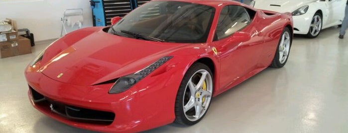 Ferrari & Maserati is one of P.O.Box: MOSCOW : понравившиеся места.