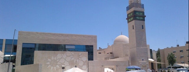 Kalouti Mosque مسجد الكالوتي is one of Tempat yang Disukai Tariq.