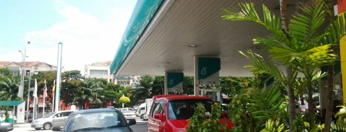 Petronas Bukit Tinggi is one of Service (1) ;).