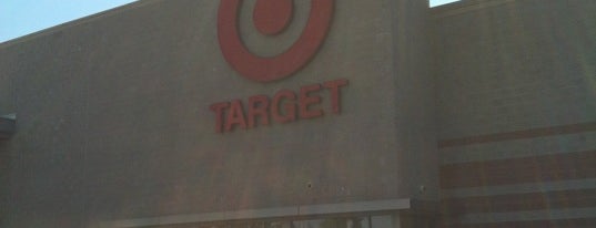 Target is one of Lieux qui ont plu à Heather.