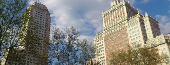 Plaza de España is one of Madriz.