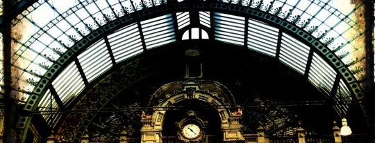 Gare d'Anvers-Central is one of Train stations in Belgium.