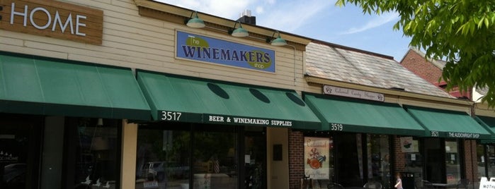 Wine Makers Shop is one of Tempat yang Disukai Jay.