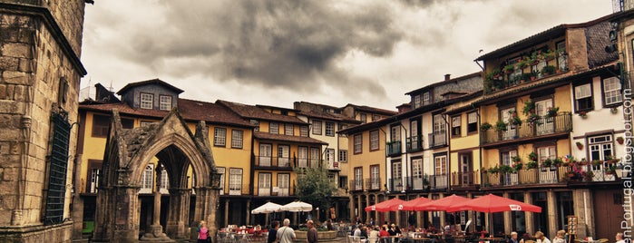 Largo da Oliveira is one of Guide to the best spots in Guimarães #4sqCities.