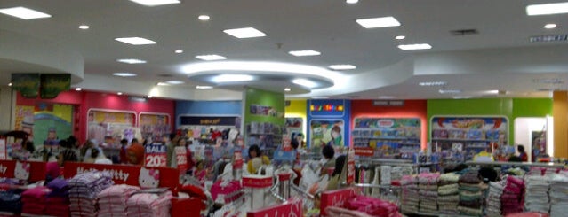 chandra super-store is one of Most visited places at Bandar Lampung.