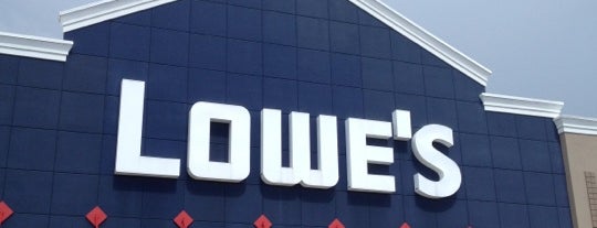 Lowe's is one of SHIPPING / RECEIVING CUSTOMERS.