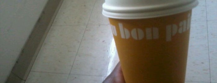 Au Bon Pain is one of Bring your own mug, save on coffee!.