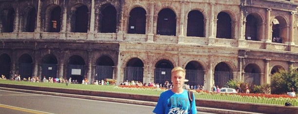 Colosseo is one of Rome.