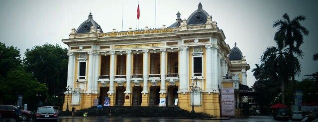 Nhà Hát Lớn Hà Nội (Hanoi Opera House) is one of About Hà Nội.