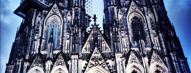 Cathédrale de Cologne is one of Places....