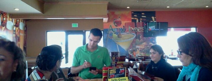 Applebee´s is one of JRAさんのお気に入りスポット.