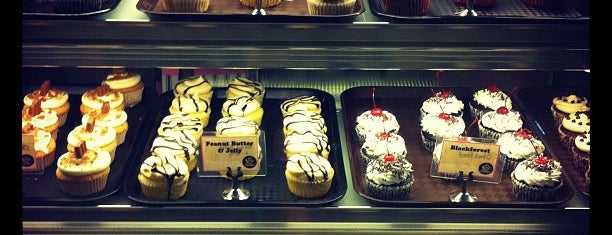 Cupcaken is one of Novi 님이 좋아한 장소.