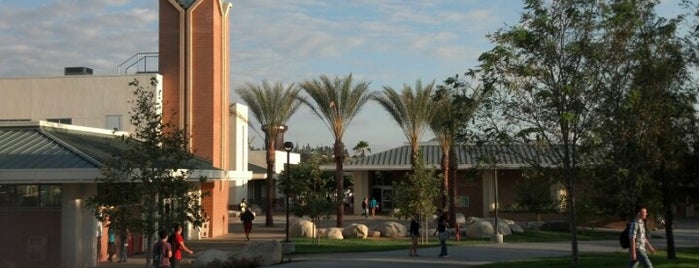 Grossmont College is one of Caitlinさんのお気に入りスポット.