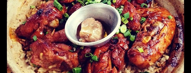 Heun Kee Claypot Chicken Rice 禤記瓦煲雞飯 is one of the Msian eats.
