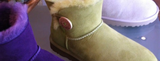 UGG Australia is one of Chris : понравившиеся места.