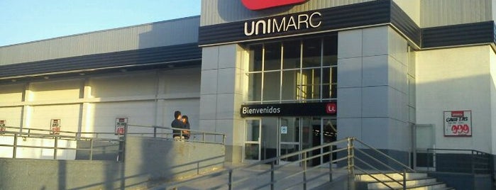 Unimarc is one of สถานที่ที่ Evander ถูกใจ.
