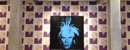 The Andy Warhol Museum is one of สถานที่ที่บันทึกไว้ของ David.