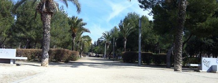 Parc de la Quadra d'Enveja is one of Lugares favoritos de Carlos.