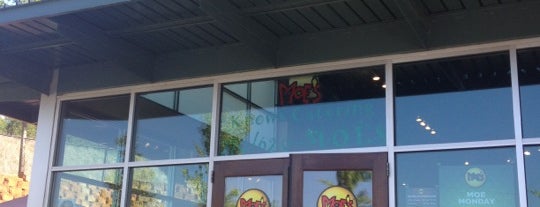 Moe's Southwest Grill is one of Tempat yang Disukai Ashley.