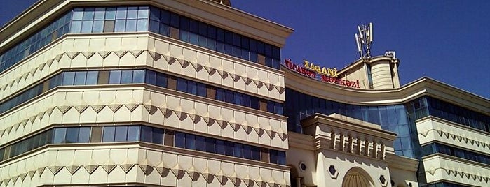 Xəqani Ticarət Mərkəzi is one of Malls.