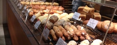 Point et Ligne is one of Delicious bakeries in Tokyo / 東京の美味しいパン屋.