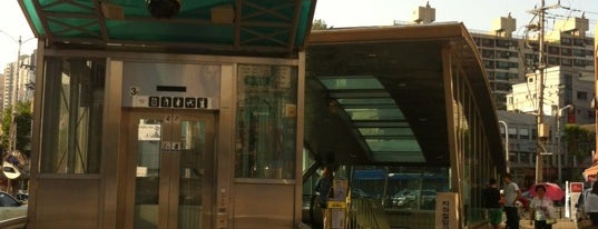 Sangdo Stn. is one of Subway Stations in Seoul(line5~9).