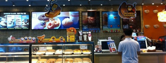 Dunkin' Donuts is one of 2012 제주 여행.