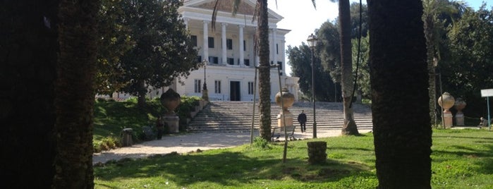 Villa Torlonia is one of i eva Parco.