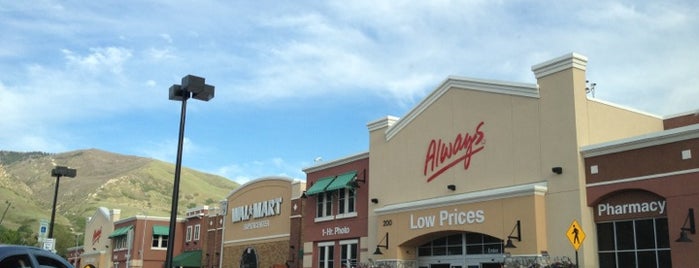 Walmart Supercenter is one of สถานที่ที่ Jordan ถูกใจ.