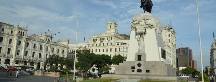 Plaza San Martín is one of Lima, Ciudad de los Reyes.