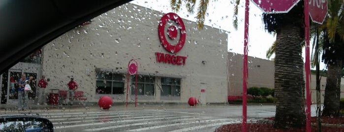 Target is one of Lieux qui ont plu à Kyra.