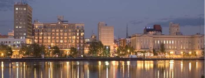 City of Wilmington is one of 🌃Every US (& PR) Place With Over 100,000 People🌇.